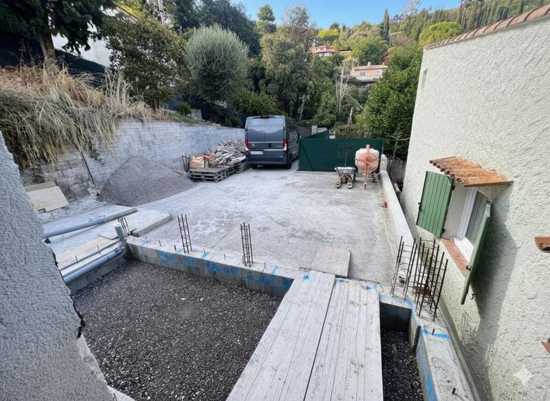 Propriété - 150 m² - 5 pièces