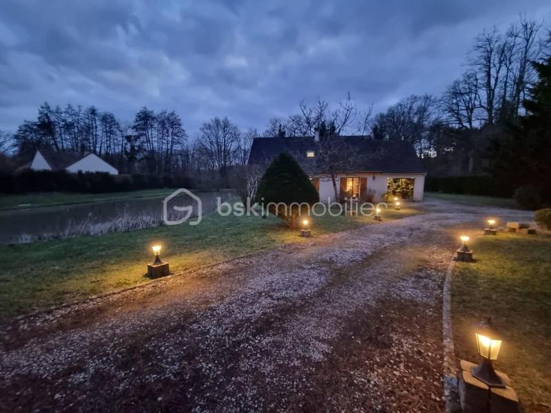 Maison traditionnelle - 134 m² - 5 pièces