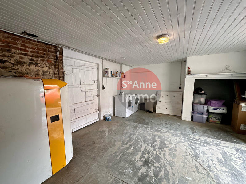 Maison - 210 m² - 8 pièces