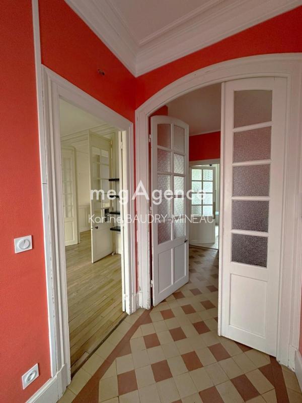 Maison - 167 m² - 9 pièces