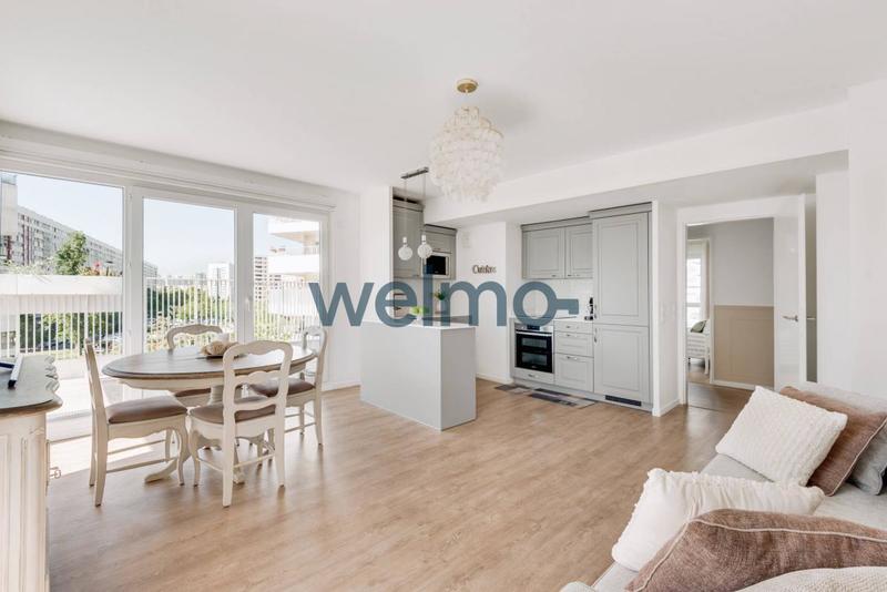 Appartement - 90 m² - 4 pièces