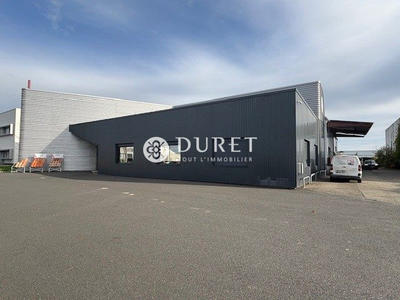 Local d'activités - 440 m²