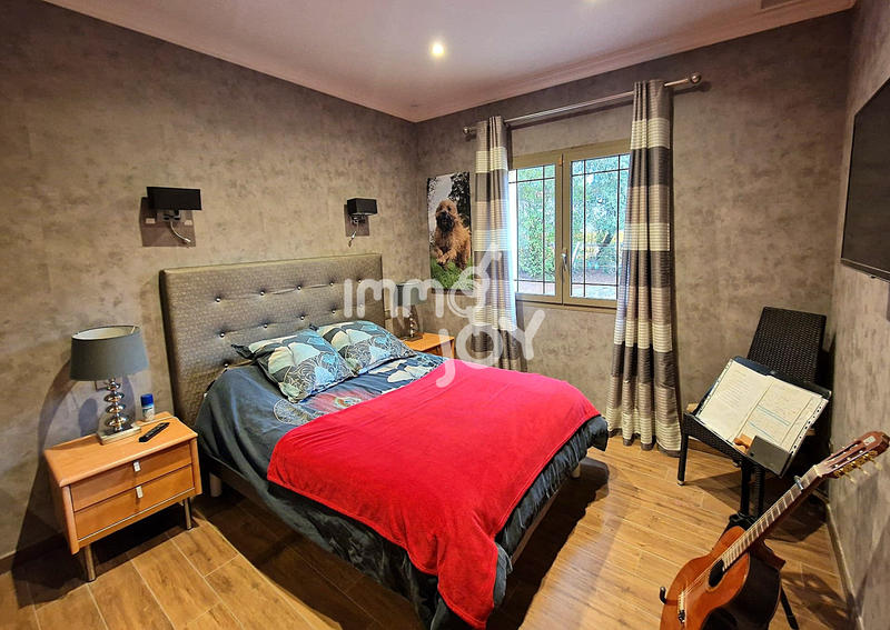 Villa - 268 m² - 7 pièces