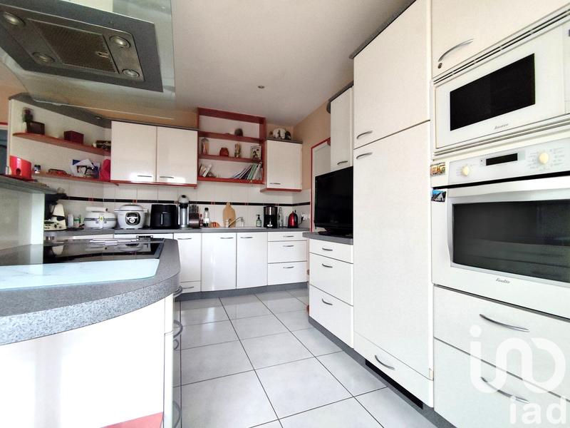 Maison - 145 m² - 6 pièces