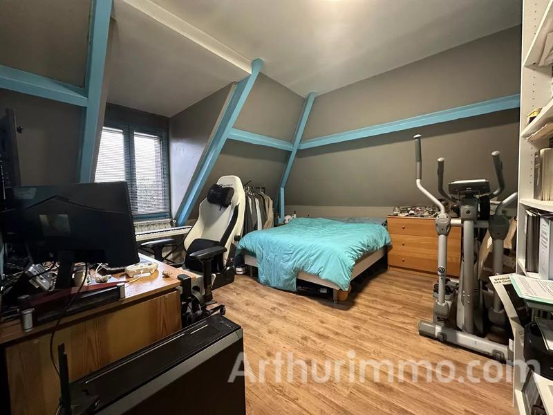 Maison - 189 m² - 8 pièces