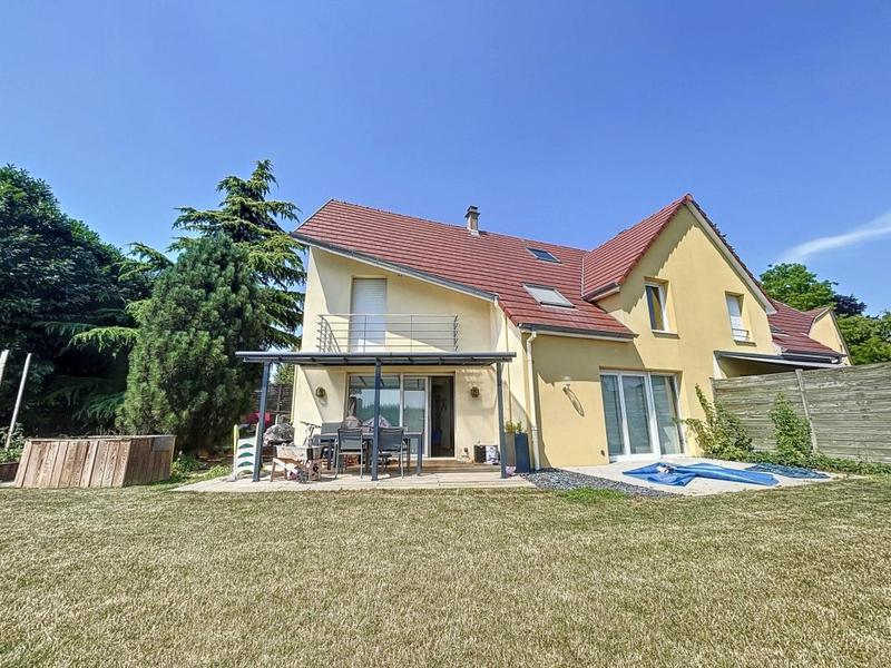Maison - 167 m² - 5 pièces