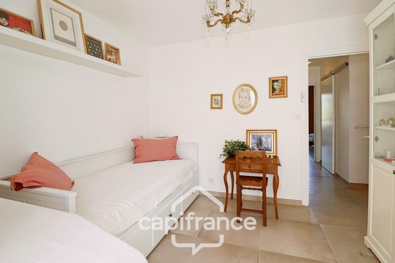 Appartement - 97 m² - 4 pièces