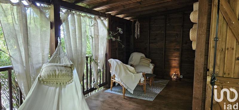 Maison - 211 m² - 9 pièces