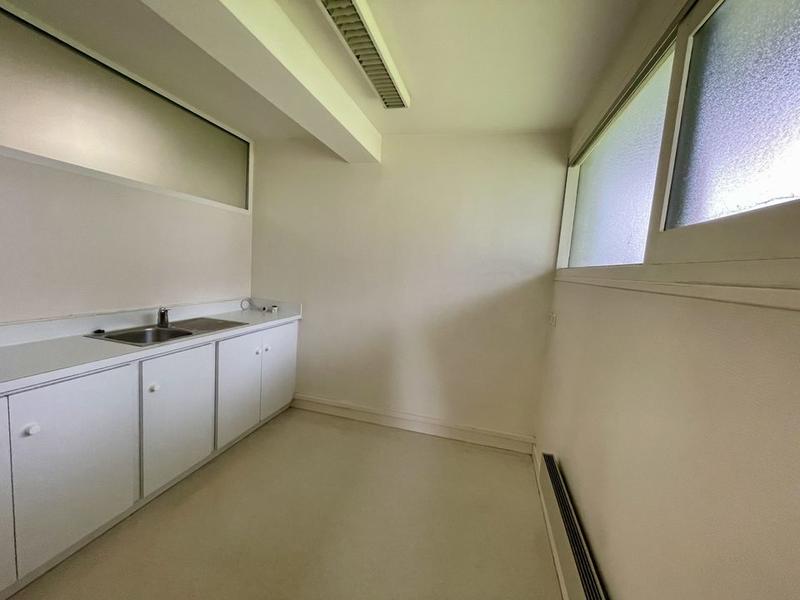 Bureau - 30 m² - 3 pièces