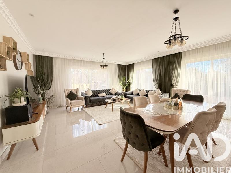 Maison - 137 m² - 4 pièces