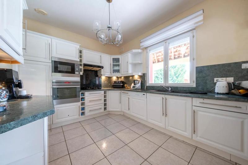 Maison - 168 m² - 5 pièces