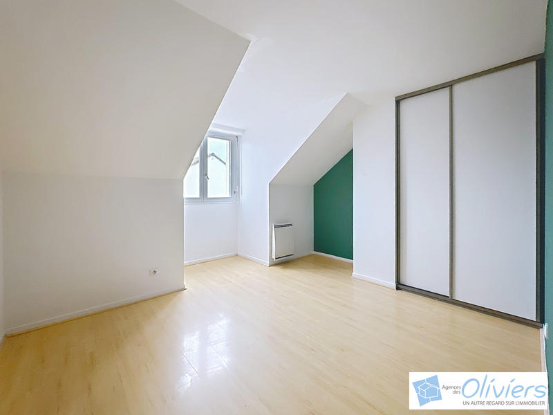 Maison - 159 m² - 7 pièces