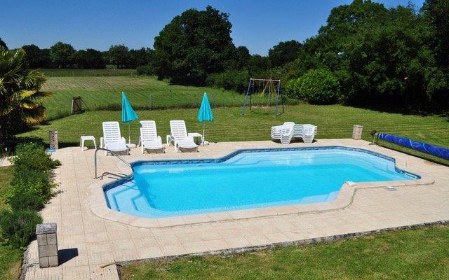 Gîte - 440 m² - 30 pièces