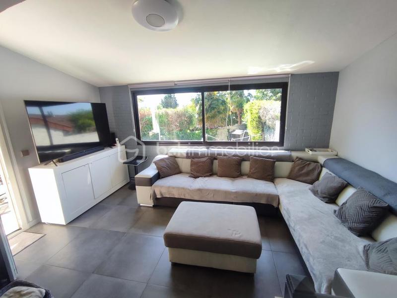 Maison traditionnelle - 135 m² - 8 pièces