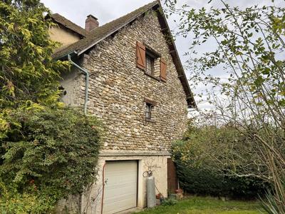 Maison - 232 m² - 8 pièces