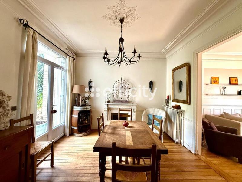 Maison - 130 m² - 7 pièces