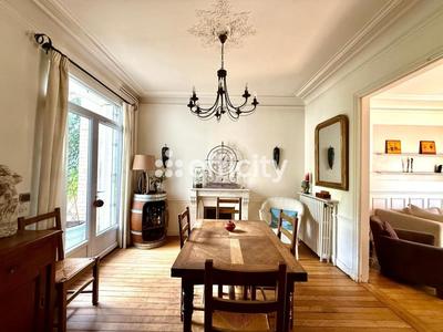 Maison - 130 m² - 7 pièces