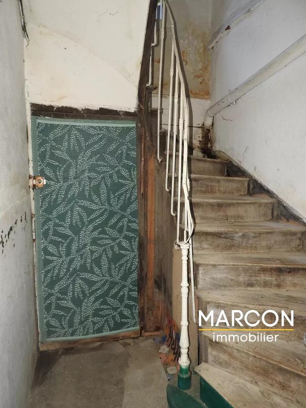 Immeuble - 95 m² - 5 pièces