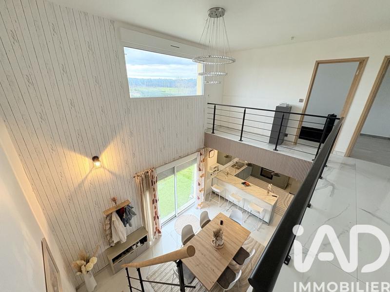 Maison - 147 m² - 6 pièces