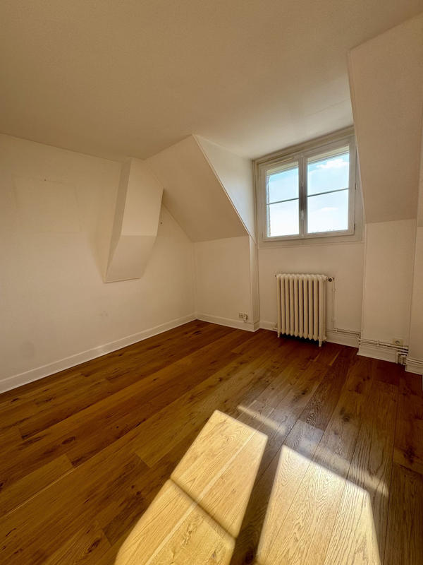 Appartement - 190 m² - 7 pièces