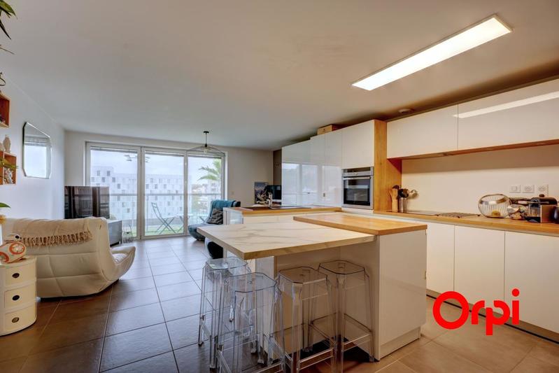 Appartement - 95 m² - 4 pièces