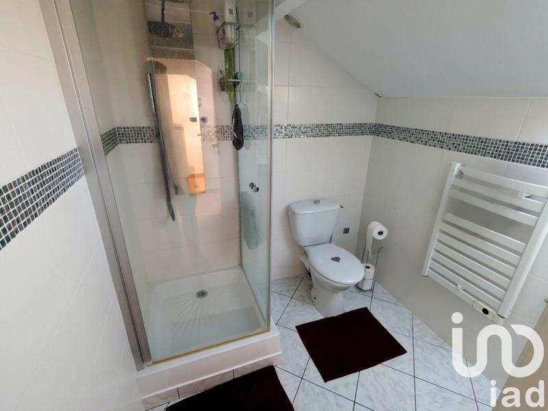 Maison - 180 m² - 6 pièces