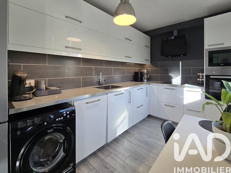 Appartement - 80 m² - 4 pièces