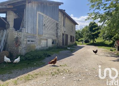 Maison de campagne - 350 m² - 5 pièces