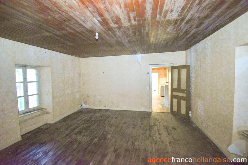 Propriété - 180 m² - 9 pièces