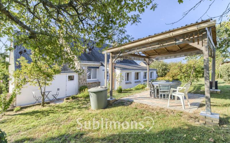 Maison - 140 m² - 5 pièces