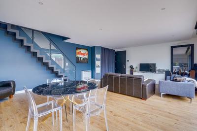 Maison - 111 m² - 4 pièces