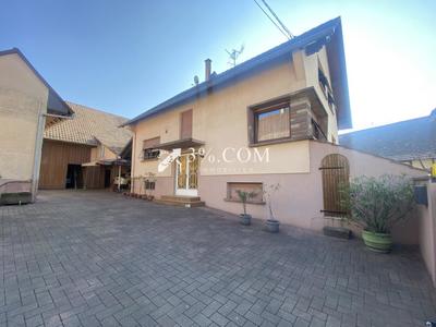 Maison - 179 m² - 6 pièces