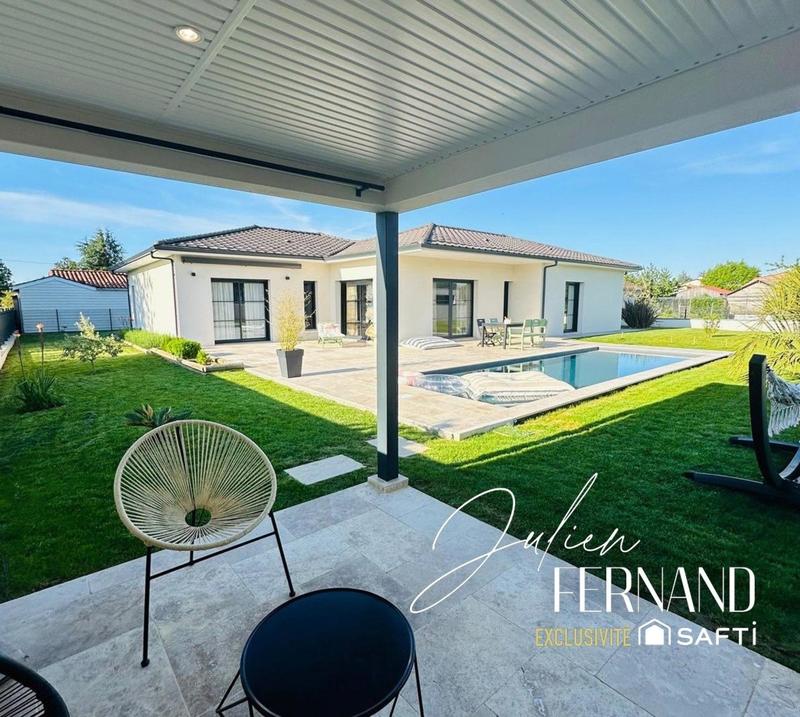 Maison - 140 m² - 6 pièces