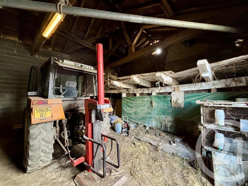 Propriété - 121 m² - 6 pièces