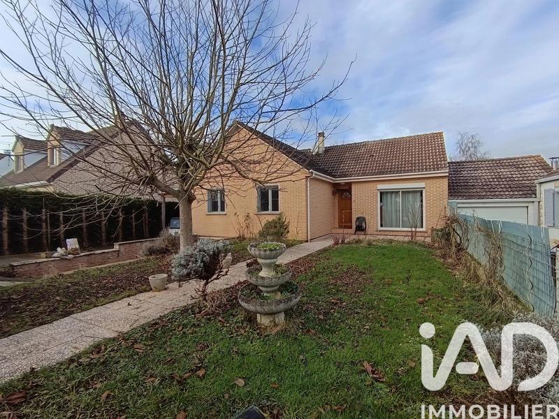 Maison - 90 m² - 4 pièces