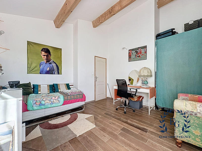 Maison - 170 m² - 5 pièces