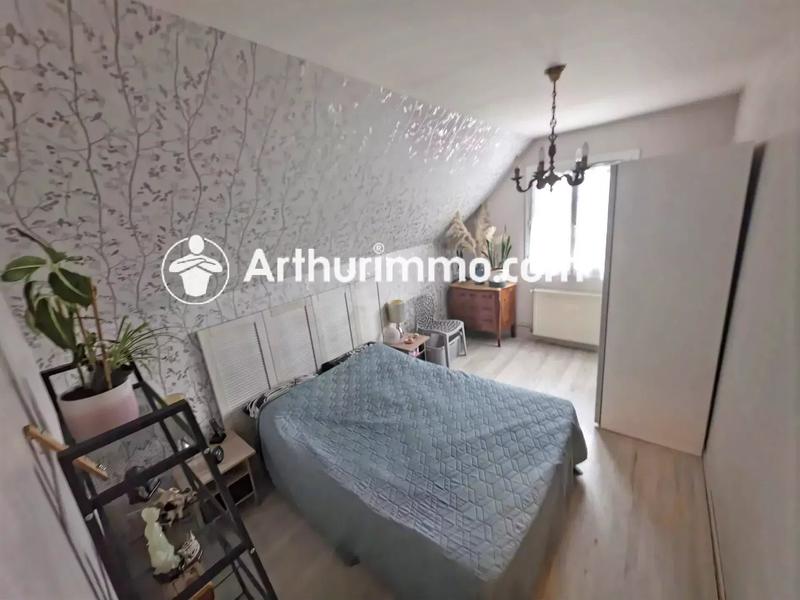 Maison - 110 m² - 6 pièces