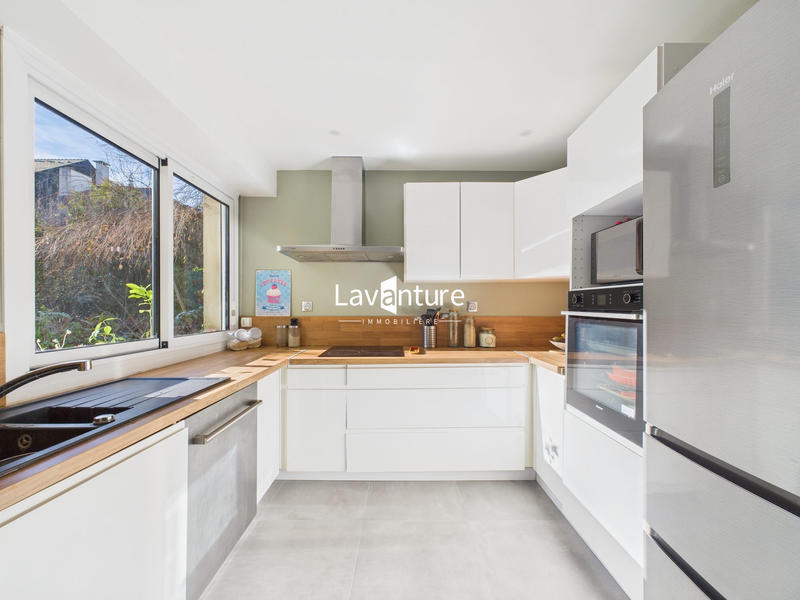 Appartement - 81 m² - 4 pièces