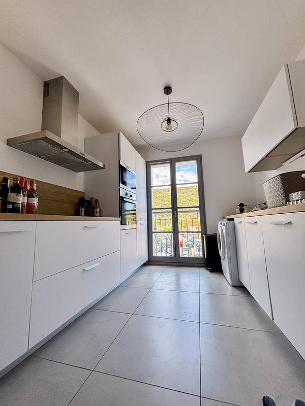 Appartement - 91 m² - 3 pièces