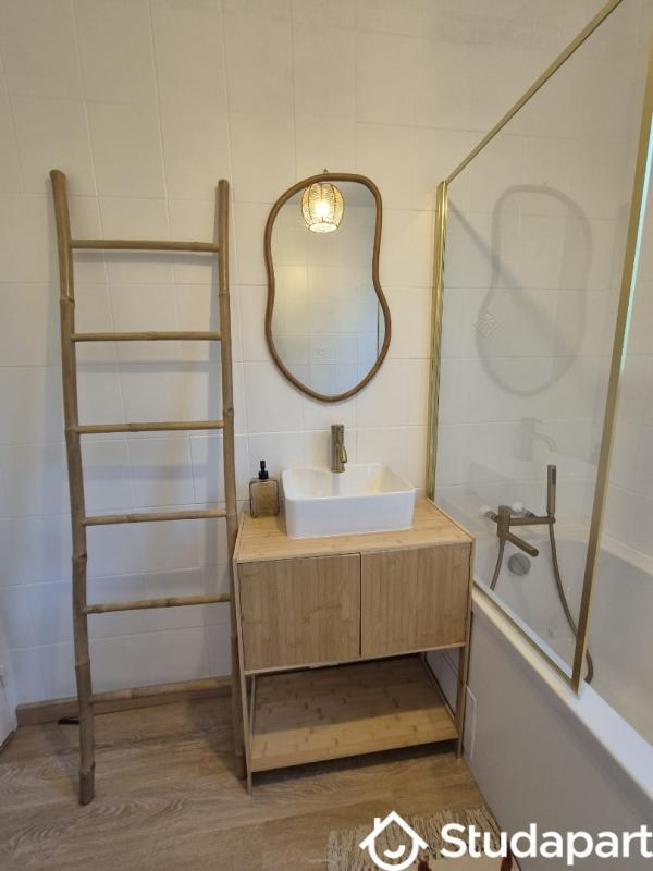 Chambre - 12 m² - 1 pièce