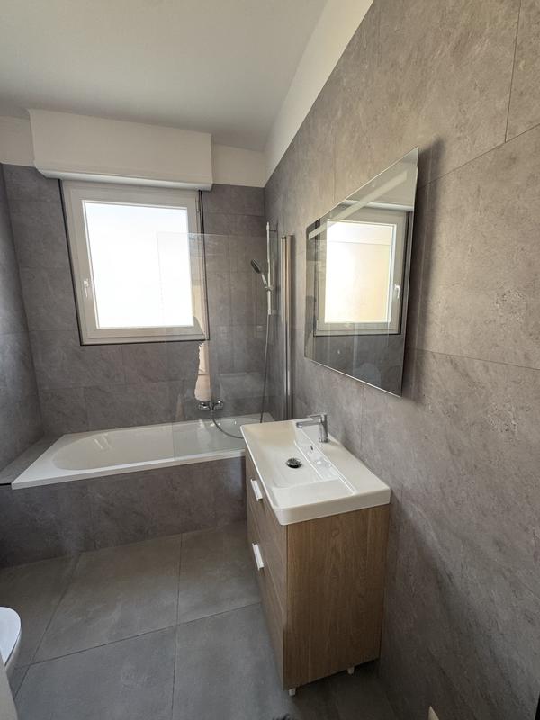 Appartement - 75 m² - 3 pièces