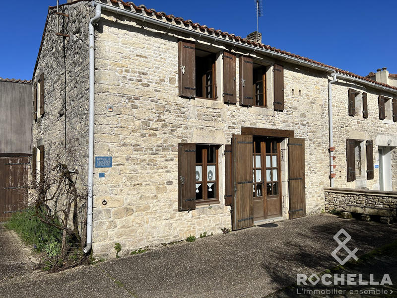 Maison ancienne - 217 m² - 7 pièces