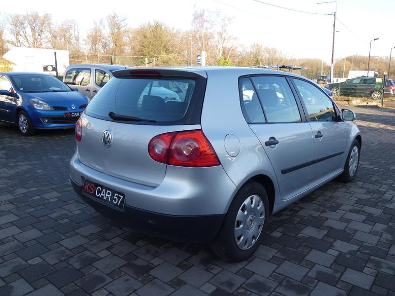 Volkswagen Golf 1.6 16s 115 Fsi Trend