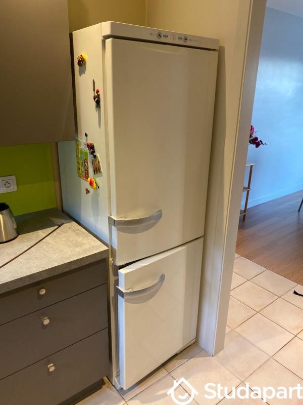 Chambre - 9 m² - 1 pièce