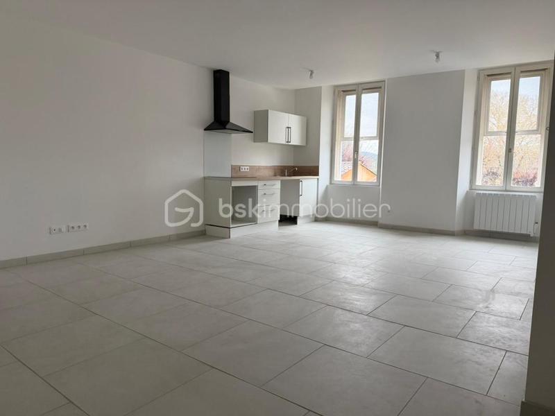 Appartement - 80 m² - 4 pièces
