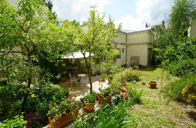 Maison - 346 m² - 10 pièces