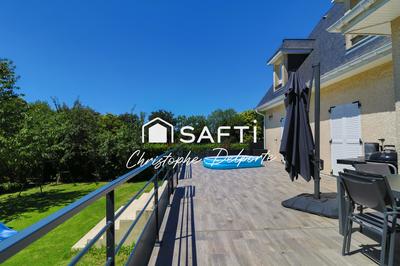 Maison - 220 m² - 7 pièces