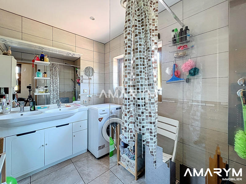 Maison - 93 m² - 6 pièces