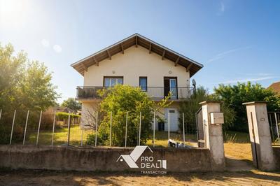 Maison - 138 m² - 6 pièces