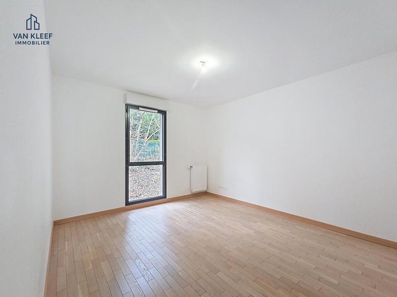 Appartement - 77 m² - 4 pièces